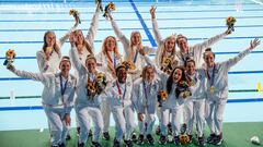 El equipo estadounidense de waterpolo consigui&oacute; su tercer oro ol&iacute;mpico consecutivo, luego de vencer a Espa&ntilde;a en la gran final y mantener su reinado en esta disciplina.