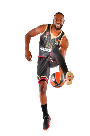 De Dallas Mavericks a AS Mónaco.