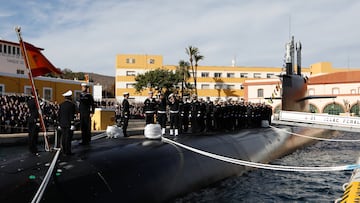 Vista del submarino 'Isaac Peral' S-81, en la Flotilla de Submarinos del Arsenal de Cartagena, a 30 de noviembre de 2023, en Cartagena, Región de Murcia (España). La Armada recibe hoy el submarino S-81 Isaac Peral por parte de Navantia en Cartagena (Murcia). El sumergible, que se construye en las instalaciones de Navantia en Cartagena, iba a ser entregado en el primer semestre de 2023, pero finalmente se retrasó. El programa de submarinos convencionales oceánicos S-80 de última generación supone para la Armada española situarse entre las mejor dotadas del mundo en cuanto al arma submarina, y para Navantia colocarse entre los diez países capaces de diseñar y construir submarinos convencionales en todo el mundo.
30 NOVIEMBRE 2023;CARTAGENA;MURCIA;ARMADA;ROBLES;S81 ISAAC PERAL
Edu Botella / Europa Press
30/11/2023