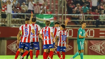 Jugada de la polémica. Es el momento de la expulsión del jugador del Castilla.