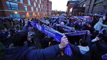 Aficionados blanquiazules en Wolverhampton.