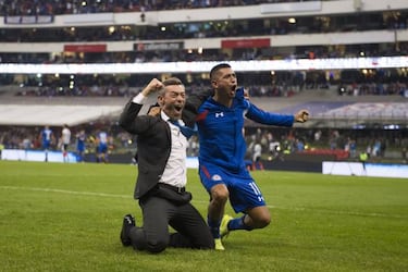Las 10 frases que resumen el año de Pedro Caixinha en Cruz Azul