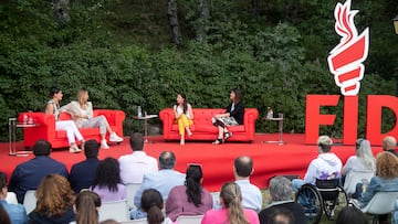 Lourdes Mohedano, Gemma Mengual, Lourdes García Campos (periodista) y Ruth Beitia en el FID de Miraflores de la Sierra.