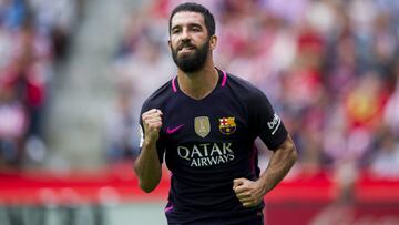 Arda Turan in talks to join Istanbul Basaksehir from Barcelona