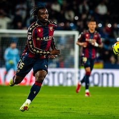 El Levante corta la cesión de Koyalipou y firma por el Angers