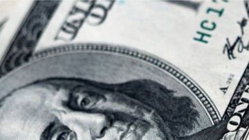 El dólar estadounidense inicia 2022 recuperando terreno frente al peso mexicano. Así el tipo de cambio en Honduras, México, Guatemala y más, hoy, 1 de enero.