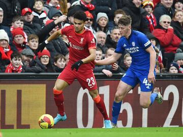 El extremo colombiano disputó 32 minutos en la victoria 3-1 de Liverpool ante Cardiff City por la FA Cup. El guajiro realizó una asistencia.