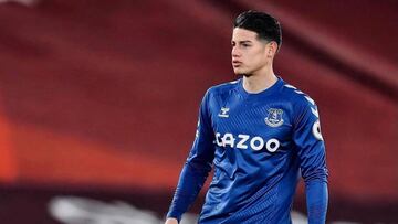 James Rodríguez en un partido de Everton en Inglaterra