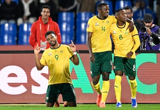 Foster le roba el ‘Show’ a Angola