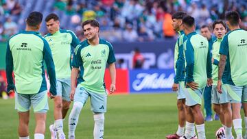 Pablo Monroy of Mexico during the game international friendly between Mexican National team (Mexico) Bolivia at Soldier Field Stadium on May 31, 2024 in Chicago, Illinois, United States.