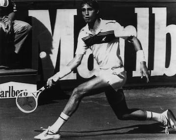 Alcanzó la posición número 1 el 28 de febrero de 1983. Ya en 1980 había ganado la Copa Davis con Checoslovaquia, durante la decada de los 80 ganó tres veces Roland Garros ( 1984,1986,1987), tres veces  el Abierto de EE.UU (1985,1986,1987) y el Abierto de Australia en 1989, además fue finalista en Wimbledon (1986,1987) y ganó el ATP World Tour Finals  (1981,1982,1985,1986 y 1987).