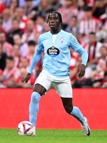 Tras un carrusel de cesiones, recaló en el verano de 2024 en el Celta de Vigo, club en el que juega actualmente. 