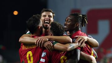 Soccer Football - Euro 2024 Qualifier - Group J - Portugal v Luxembourg - Estadio Algarve, Almancil, Portugal - September 11, 2023 Portugal's Diogo Jota celebrates scoring their fifth goal with Rafael Leao, Ruben Dias and Bruno Fernandes REUTERS/Pedro Nunes