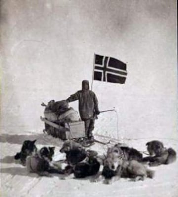 El 14 de diciembre de 1911, Roald Amundsen y su expedición, a 23 grados bajo cero, se convertían en los primeros en conquistar el Polo Sur.