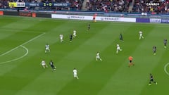 Neymar y la jugada que abrió el partido para el gol de Icardi
