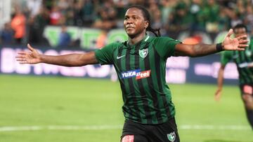 Rodallega anota golazo y le da la victoria a Denizlispor