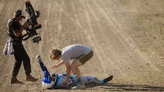 Multan al hermano de un ciclista por celebrar en meta su primera victoria