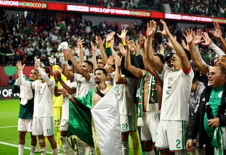 Zidane bendice a Argelia