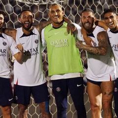 Keylor Navas peleará por un lugar en la pretemporada del París Saint-Germain