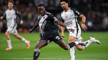 Gómez, el mejor de Vasco ante Corinthians.