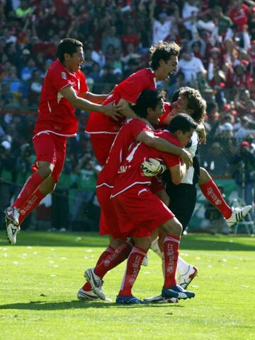 Los 42 equipos campeones durante la maldición de Cruz Azul