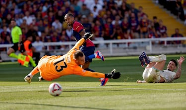 El delantero brasileño del FC Barcelona Raphinha abrió el marcador, y anotaría dos más, en el contundente 7-0 al Real Valladolid de la jornada 4 en Barcelona, el 31 de agosto de 2024. 

