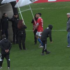 Un Clásico difícil para Zampedri: esto le gritaron los hinchas albos