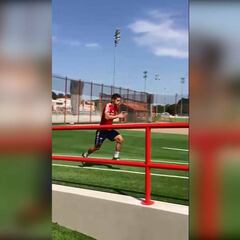 Justo a tiempo: James adelanta su recuperación