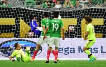 José Velázquez anota el gol de Venezuela.