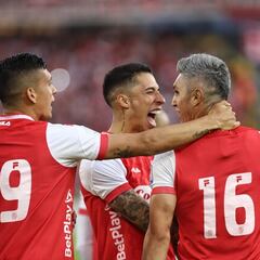 Santa Fe derrota a Fortaleza y se acerca al liderato