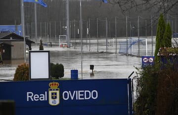 El Real Oviedo no ha podido entrenarse hoy en El Requexón debido a las inundaciones en la ciudad deportiva causadas por las continuas lluvias de estos días en Asturias.