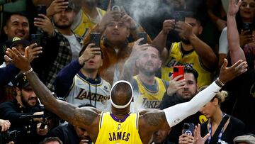 Los Lakers se mueven bien en el mercado, se deshacen por fin de Westbrook y se encomiendan a LeBron para remontar y alcanzar playoffs. ¿Última oportunidad?