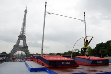 El atletismo debe salir más a la calle