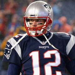 Los Patriots reestructuran contrato de Brady