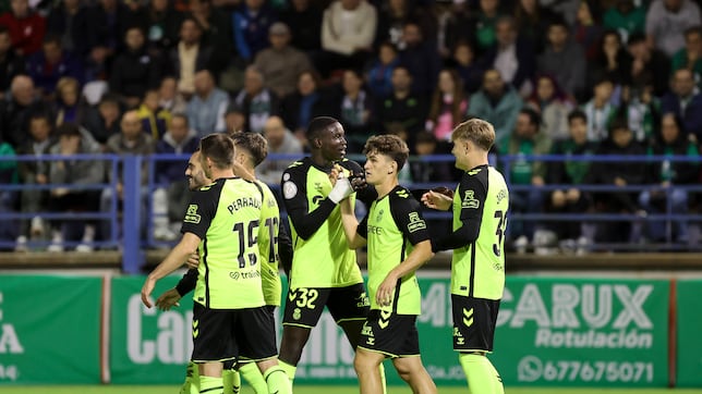 Vitor Roque deja su sello en la fiesta del Gévora