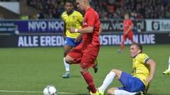 Felipe Gutiérrez fue titular en opaco empate del Twente