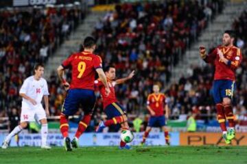 Clasificación mundial 2014. España-Bielorrusia. 1-0. Primer gol de Xavi Hernández.