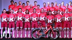 La escuadra del Katusha al completo, con Kristoff y Purito en el centro de la imagen.