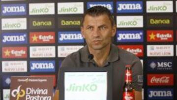 MIroslav Djukic, en rueda de prensa.