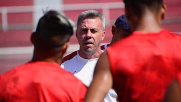 Pusineri prueba equipo para que el Rojo sea “protagonista”