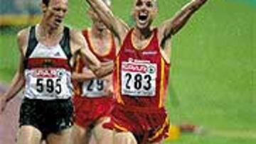 <b>TRAS EL DOBLETE.</B> El madrileño Chema Martínez se proclamó este verano en Múnich (en la imagen) campeón europeo de los 10.000 metros en pista. Esta mañana busca repetir ese oro continental, pero en campo a través. Lo tiene a su alcance.