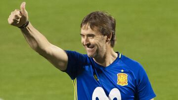 Hierro negocia la renovaci車n de
Lopetegui hasta la Euro 2020