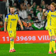 El Cádiz saca tajada de un Racing que fue un chollo