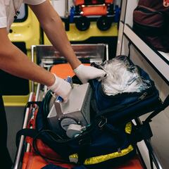 ¿Qué es la jubilación activa que tienen los médicos y que el Gobierno pretende extender a otras profesiones?