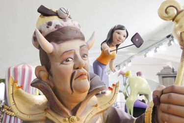 Lim, Mario Kempes and Manolo ‘El del Bombo’ in Las Fallas