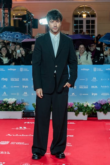 Javier Rey en la alfombra roja.