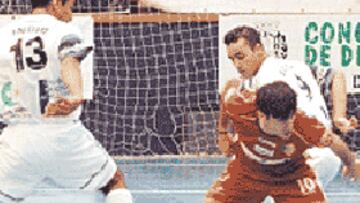 DA PRIMERO. El Polaris se pone 1-0 en la eliminatoria ante Miró.