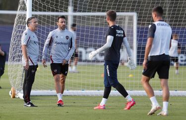 El Levante de Javier Pereira echa a rodar en Bu?ol