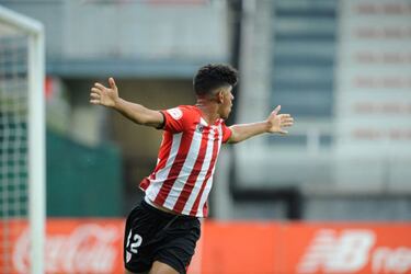 El Bilbao Athletic se salva y el Racing cumple el expediente