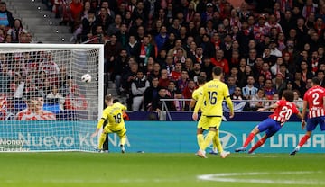 1-1. Magnífica asistencia de Antoine Griezmann desde la línea de fondo para Axel Witsel. El defensa belga llega al segundo palo para rematar el centro raso del delantero francés.